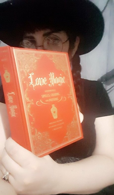 grimspectral model top image