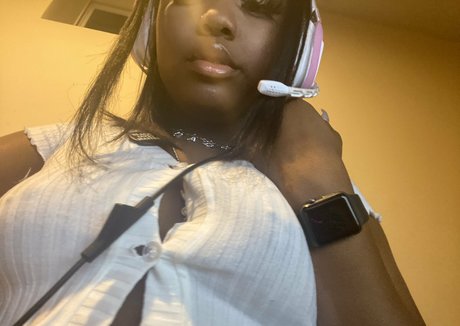 spoilbaezy porn model picture