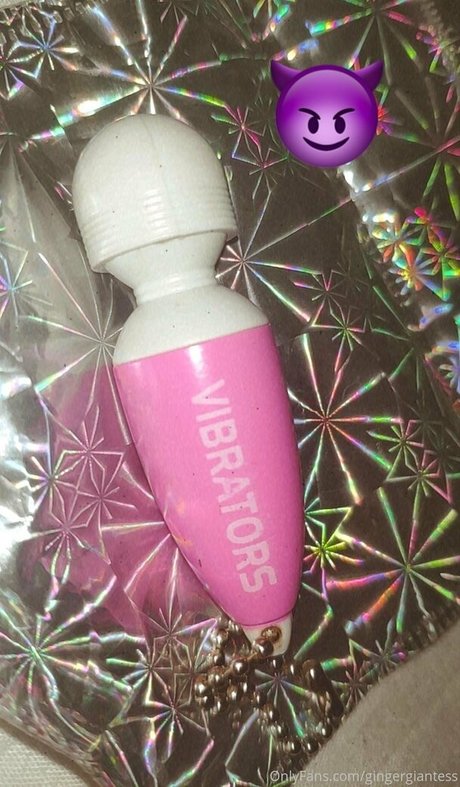 gingergiantess free model picture