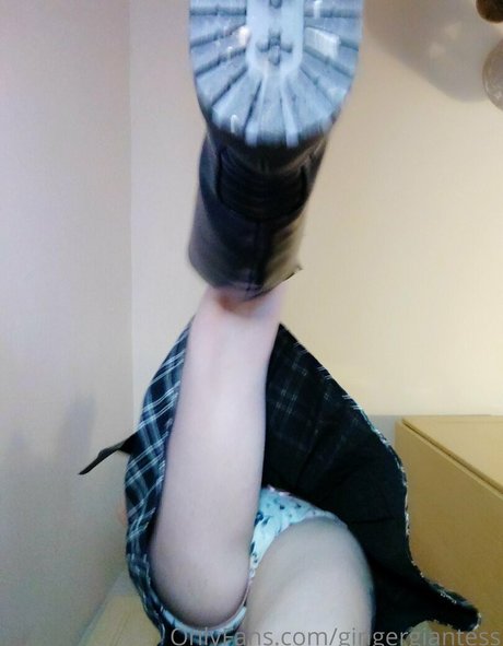 gingergiantess model nice img