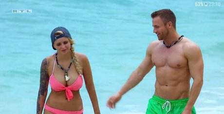 Carina Spack nude actress pic