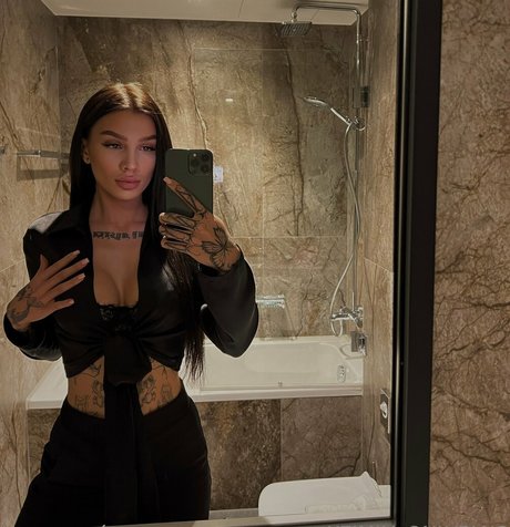 keimiaxx star hot images