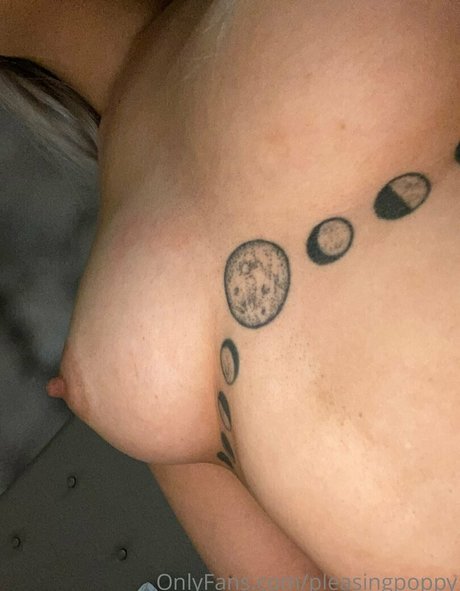 pleasingpoppy star free pics