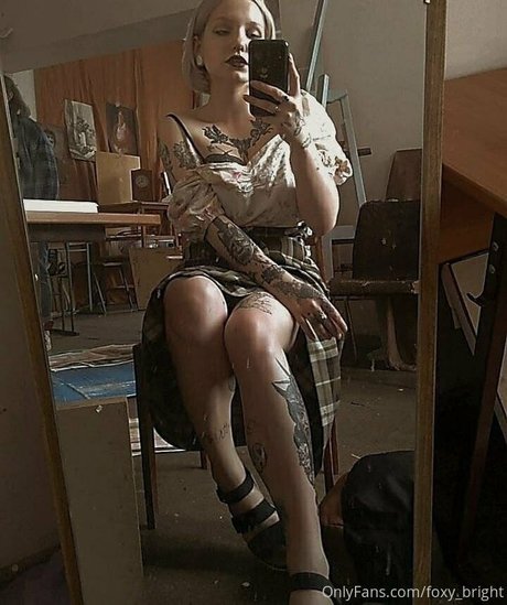 foxy bright pornstar erotic picture