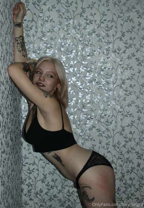 foxy bright pornstar beautiful archive