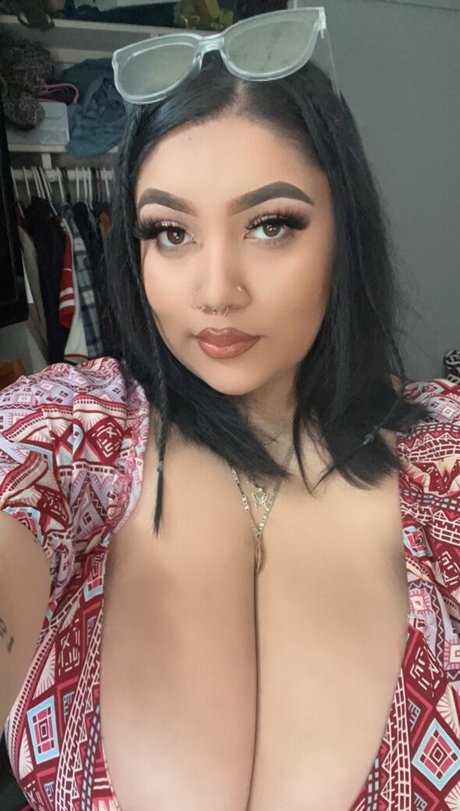 Lawhora model hd photo