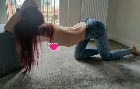 AnnMillie star hd photo