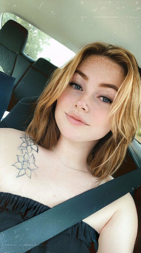 cherrixluna free model galleries