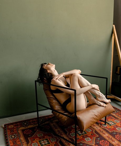 Olga Saharova exclusive actress archive