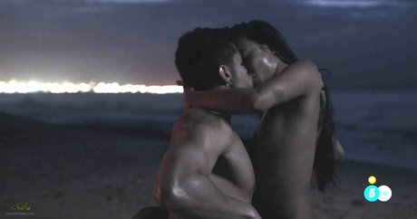 Nona Sobo art model picture