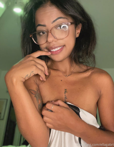 ellagabri model pornographic images