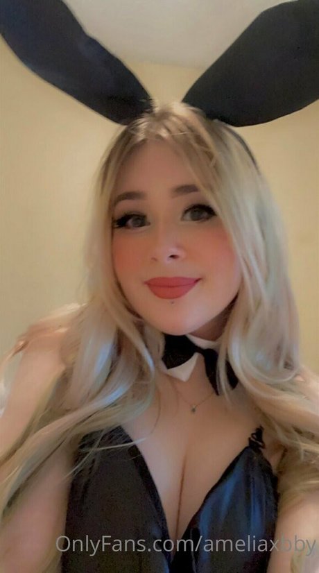 ameliaxbby model high quality img