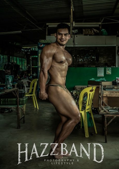 hazzbandexclusive star erotic photos