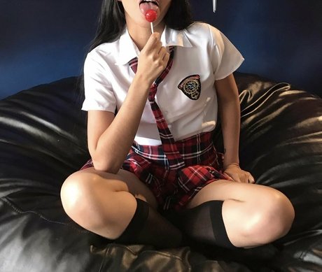 gomitaa18 perfect actress photos