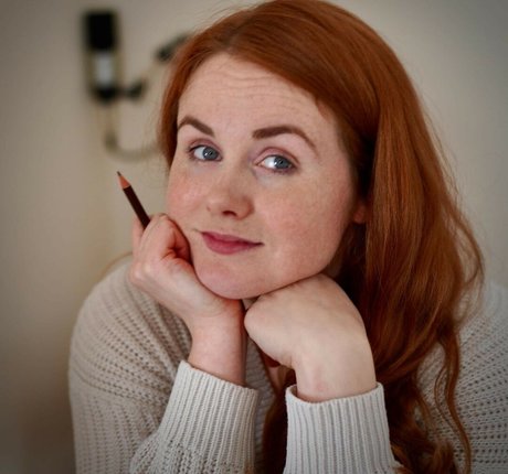 Beth Roars pornstar top photos