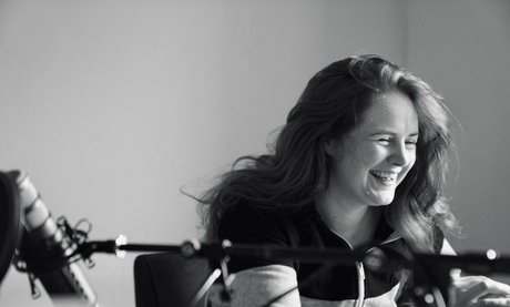 Beth Roars model perfect pics