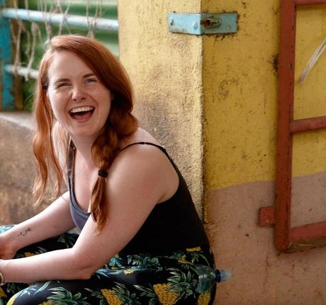 Beth Roars model top gallery