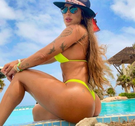 Jaque Khury nice model photos