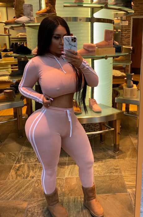 mssnewbooty model pornographic images