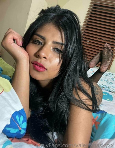 valentinaskyxx hd star photos