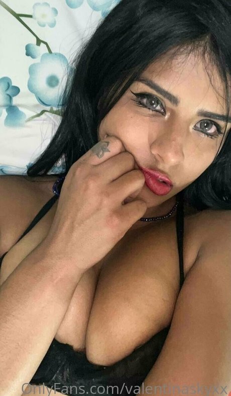 valentinaskyxx star pretty photo