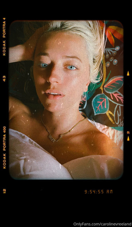 carolinevreeland sex pornstar pics
