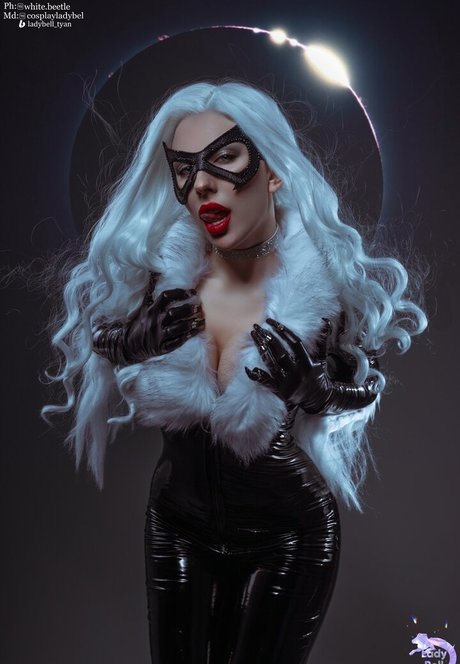 Ladybell model sexy pictures