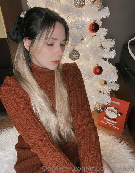 moonlunaaaaaa model naked pics