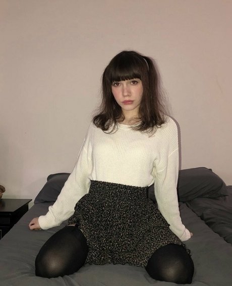 Mewnii pornstar sex picture