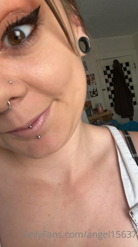 angel15637 free pornstar img