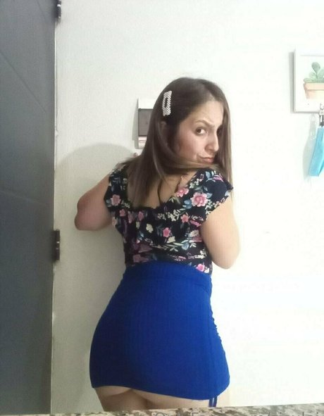 zisulei porn actress photo