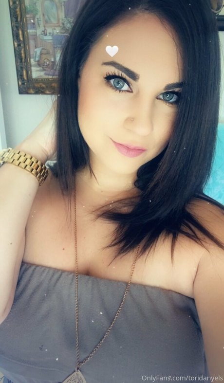 toridanyels hd pornstar picture