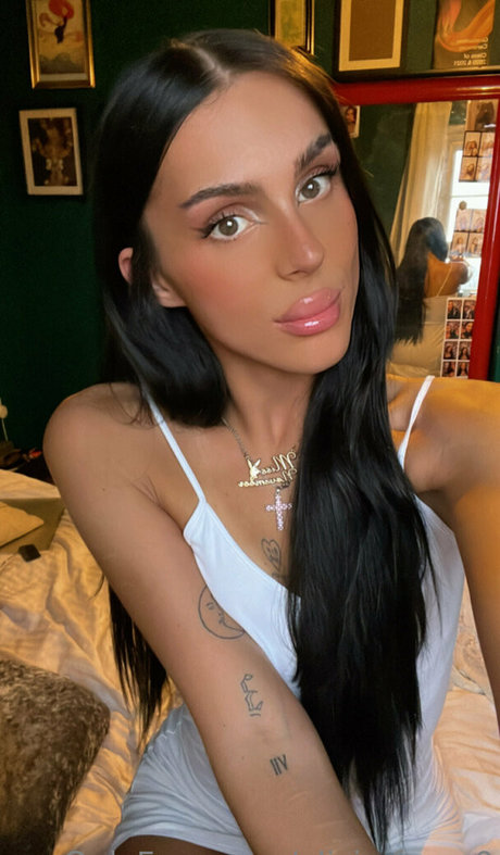 alicia freee0 high quality actress photo