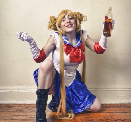 Mandy Cat Kitana pornstar top photo