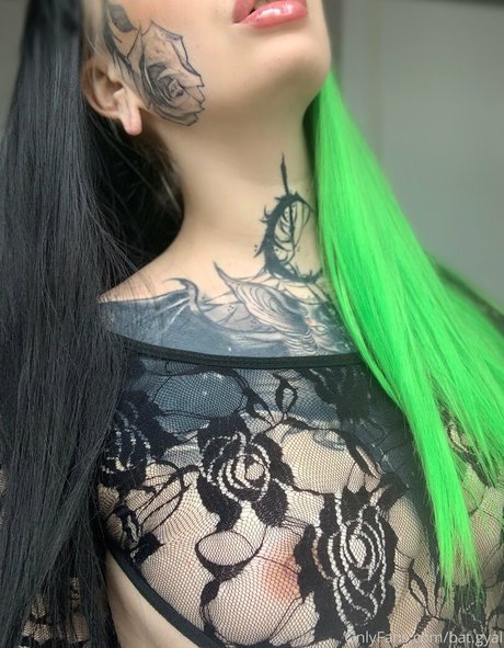 bat gyal star erotic photo