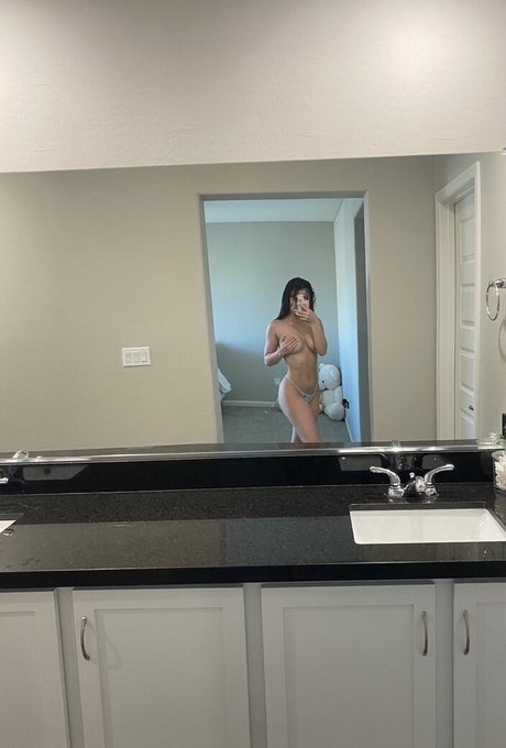 Mari Grace pornstar sexy picture