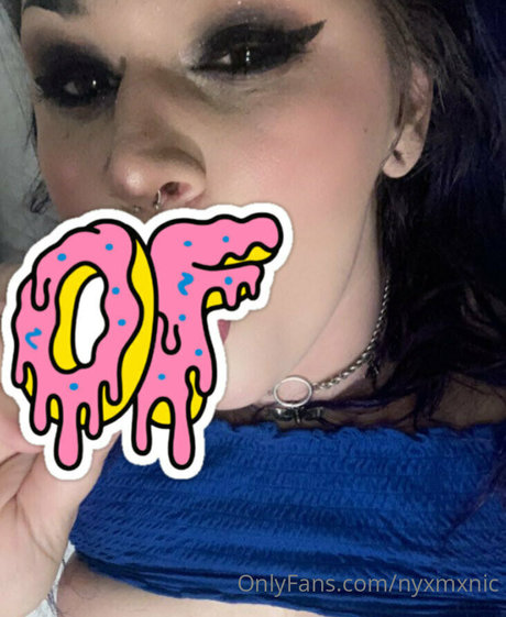 nyxmxnic star free img