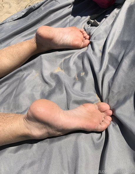 barefeeticus hd star picture