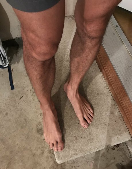 barefeeticus free model img