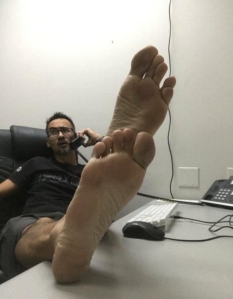 barefeeticus best actress pics