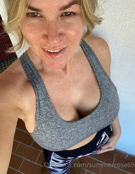 summerrose69 model perfect picture