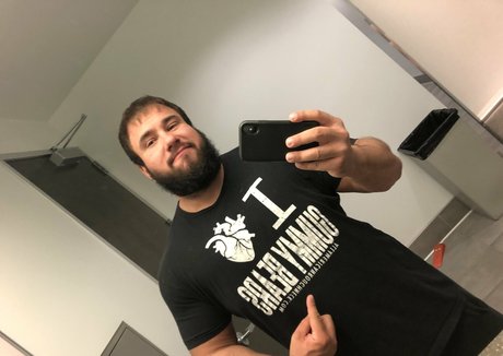 beefybull pornstar sexy img