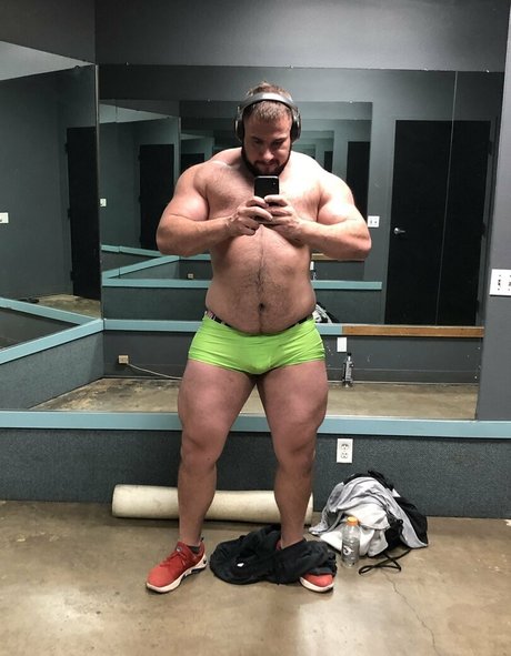 beefybull best model pictures