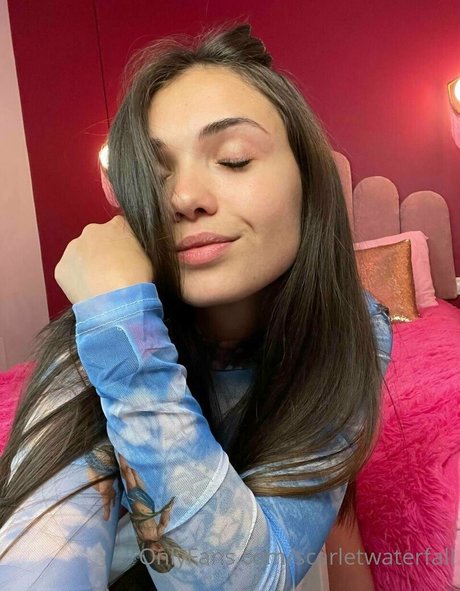 scarletwaterfall nude star pic