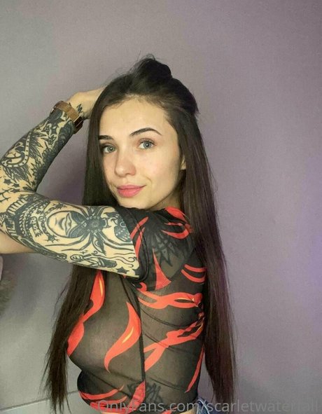 scarletwaterfall naked actress img