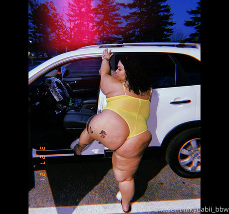 inky hermosa hd model images