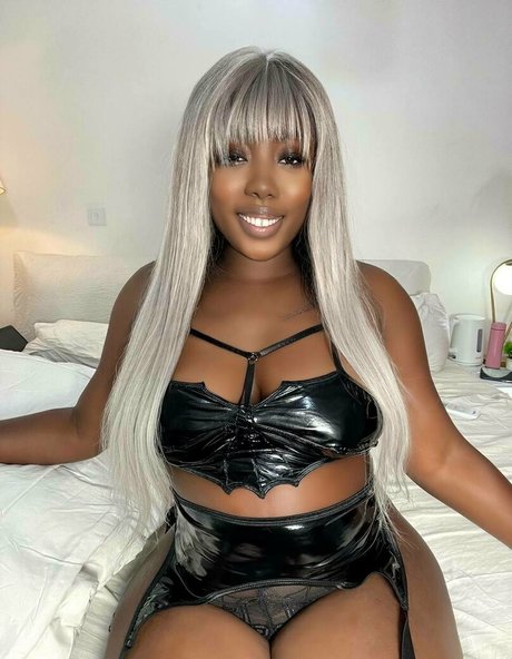 duobella pornstar top photo