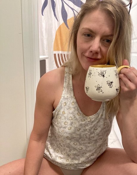 Katrina Cooper star porn archive