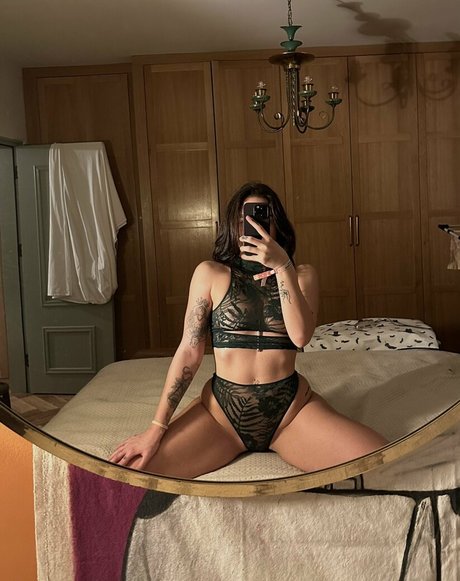 discodoll sexy actress galleries