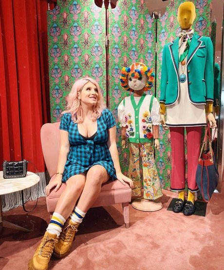 Mr Kate erotic pornstar picture